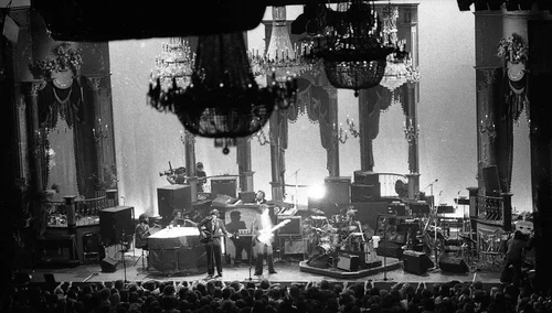 Long-lost photos from legendary S.F. concert discovered amid dust
